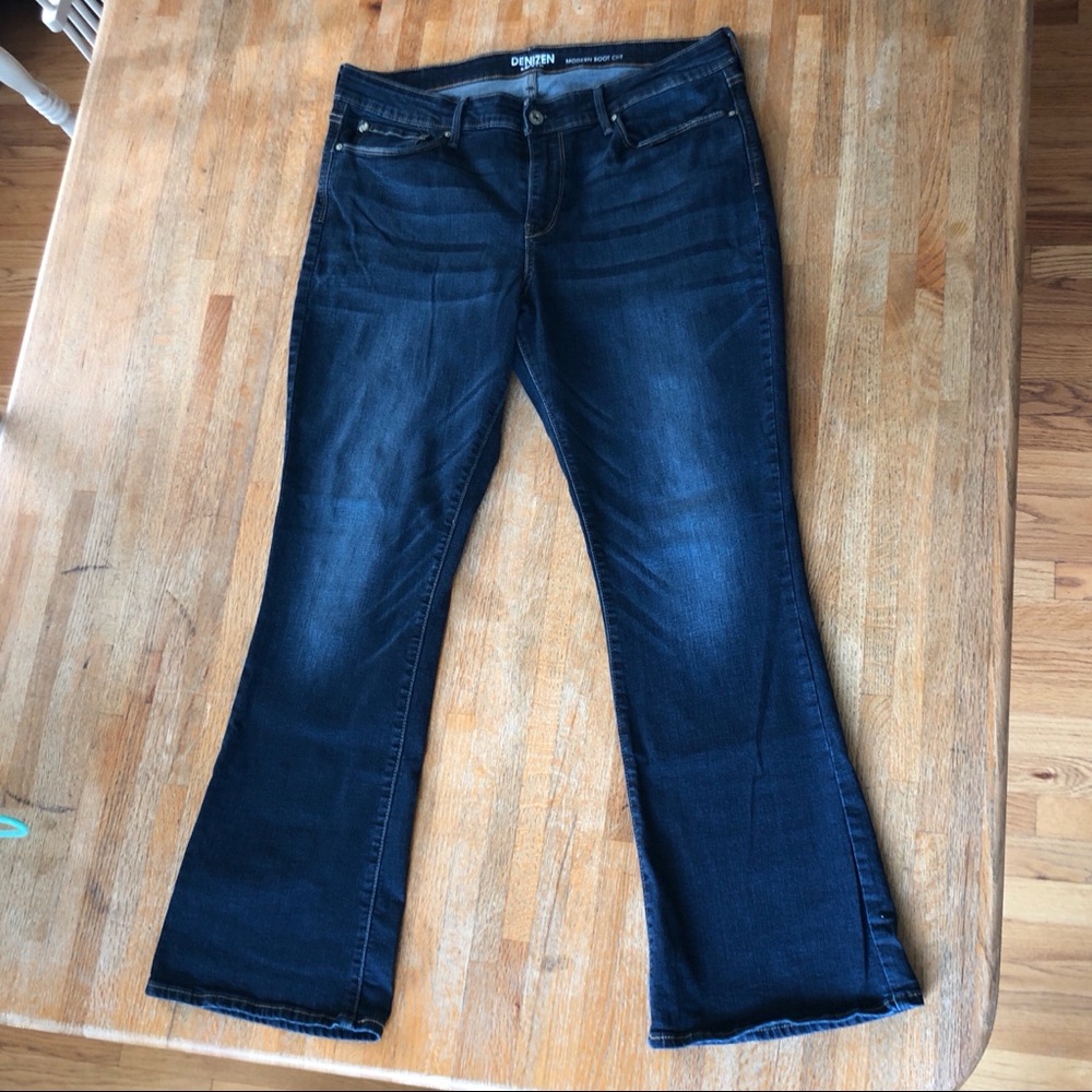 Denizen Mid-Rise Boot Cut Jeans